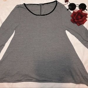 Women’s Top ONLY WORN ONCE